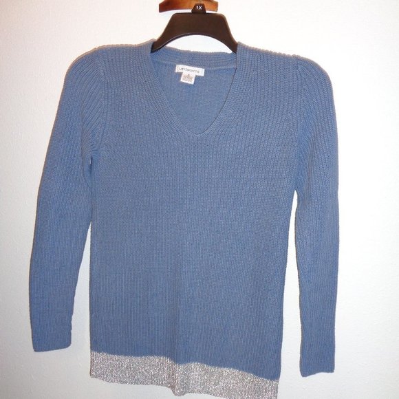 LIZ Claiborne V Neck Sweater Size Medium - Picture 4 of 10